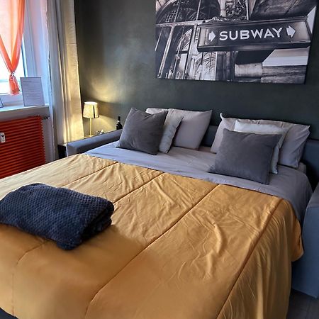 Appartamento Bon Bon Del Centro No Ztl A Due Passi Da Piazza Alfieri Asti Esterno foto